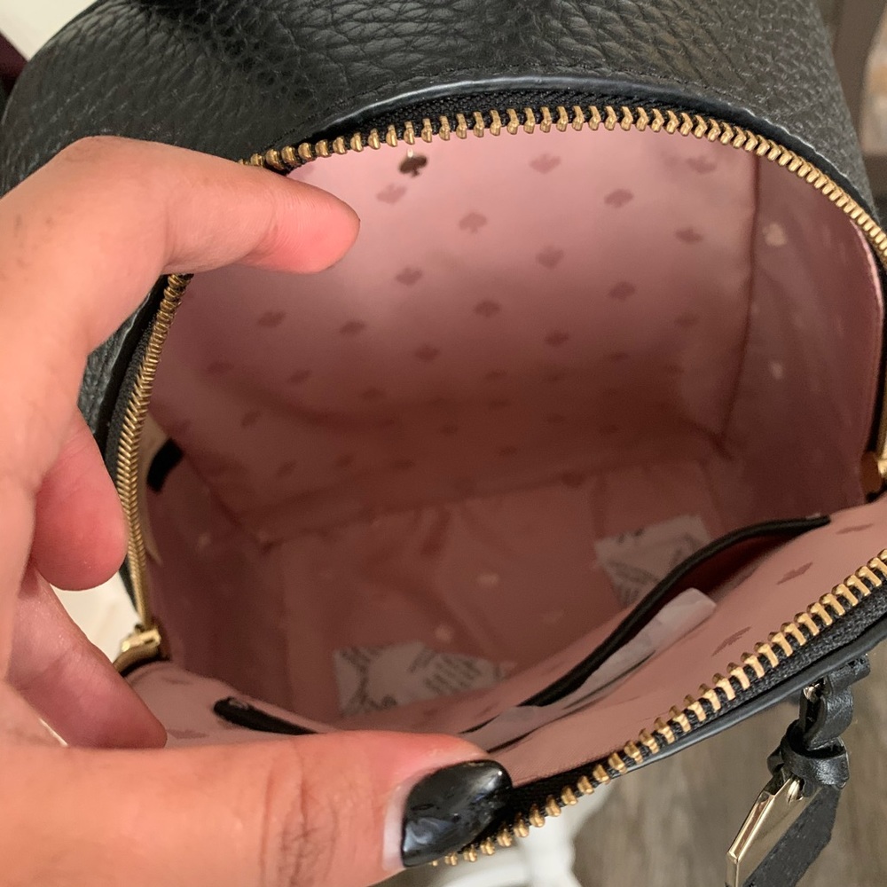 Beautiful leather Kate spade ♠️ black backpack - Picture 5 of 6